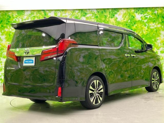 全国に店舗を展開しているのでどこでもお取り寄せが可能です！この車が気になるけど遠方だから・・・と諦める必要はありません！※別途陸送費が必要です。