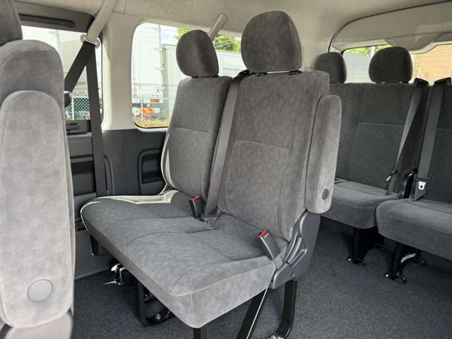 新車未登録/3列10人乗り/パノラミックビューモニター/デジタルインナーミラー/トヨタセーフティーセンス/パワースライドドア/AC100V電源/クリアランスソナー