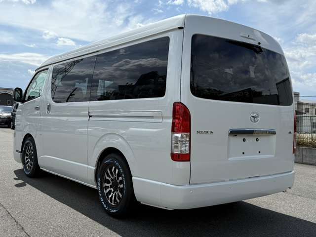 新車未登録/3列10人乗り/パノラミックビューモニター/デジタルインナーミラー/トヨタセーフティーセンス/パワースライドドア/AC100V電源/クリアランスソナー