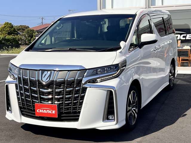 当店でお車をご購入いただき、さらに「有料保証」プランにご加入いただくと、特典としてオイル交換10回分の無料チケットを差し上げます。