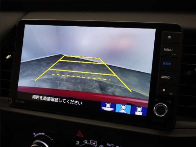 ◆バックカメラ◆リバースにするだけで映ります、後方の安全確認や、狭い駐車場での車庫入れ、雨の日や夜間など視界の悪い時に便利です！安全にバックする為には欠かせない装備です。