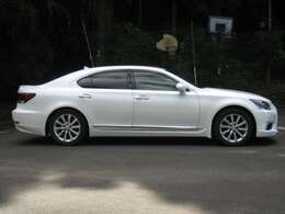 内外装綺麗でお勧めの1台です！さぁ～今すぐTEL！TEL！！0869-66-7055