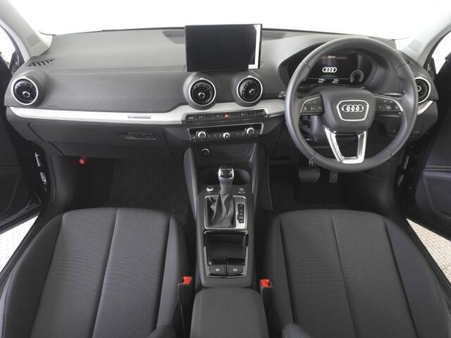 Audiのインテリアはエクステリア同様、優れたデザイン性とクオリティ、そして機能性を兼ね備えております。
