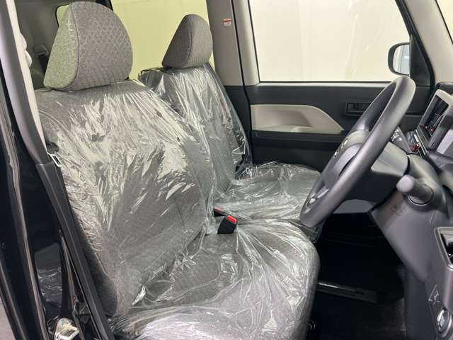 万が一に備えての代車も完備！代車にもナビやETC、バックカメラを装着！！さらに、無料貸し出し！