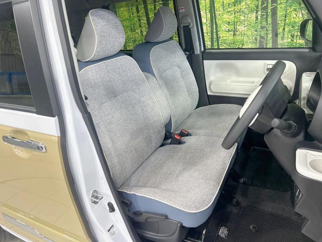 運転席シート廻りは使用感も少なく、良好な状態となっています。丁寧に使われていたことがよくわかりますね。