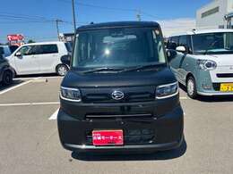 在庫数は約800台！！ 年間販売台数は約4000台！！ 大量販売・大量仕入で1台あたりのコストを削減しています！！