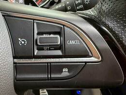 【クルーズコントロール】装備車両です。遠距離ドライブの高速道路などでは大活躍で疲労軽減に役立ちます。