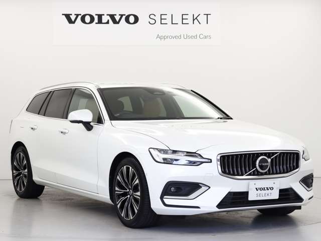 「VOLVO SELEKT CAR]は車歴や走行距離、さらに内外装・機関において、厳格な基準をクリアしたボルボ認定中古車です。