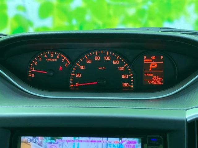 WECARSの展示場では実際に見て、触ってお車をお選びいただけます！知識の豊富な営業スタッフが様々なカーライフをご提案いたします！