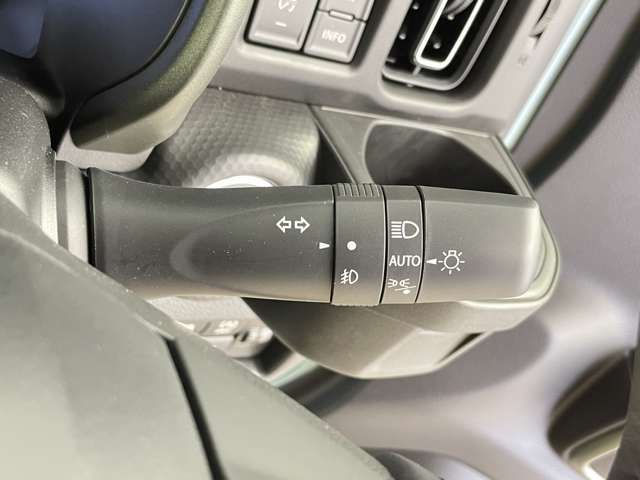 【運転席操作部】快適なドライブを楽しむための機能が装備されています！運転席から触れるので、使いやすいです！除菌プランいれていただくと、さらに清潔で安心していただけます！
