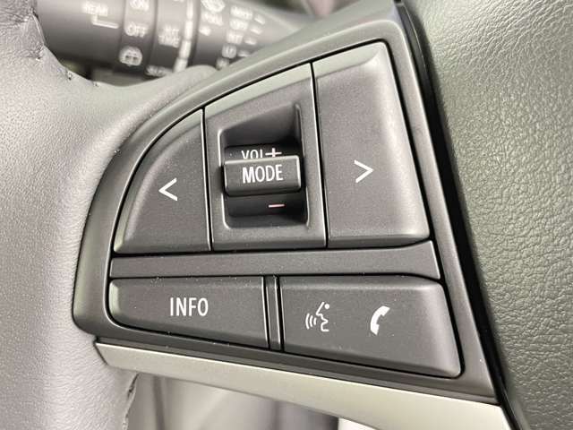 【運転席操作部】快適なドライブを楽しむための機能が装備されています！運転席から触れるので、使いやすいです！除菌プランいれていただくと、さらに清潔で安心していただけます！