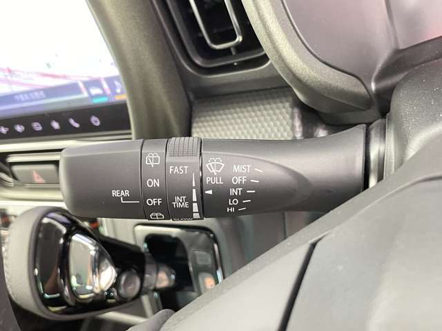 【運転席操作部】快適なドライブを楽しむための機能が装備されています！運転席から触れるので、使いやすいです！除菌プランいれていただくと、さらに清潔で安心していただけます！
