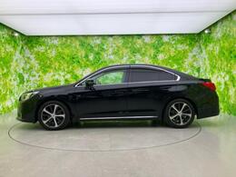 WECARSの在庫ページをご覧いただき誠にありがとうございます！WECARSは「お客様第一」をモットーにお客様のカーライフを全力でサポートいたします！