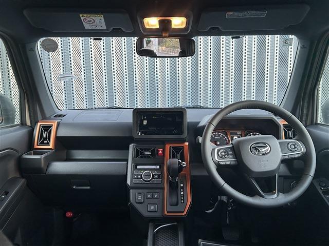 ★200名以上のスタッフで対応★　各専門店に専門のスタッフを配置する事でお客様に合ったアドバイスをさせて頂きます。女性スタッフも多数在籍していますので、女性の方でも安心してご来店ください！！