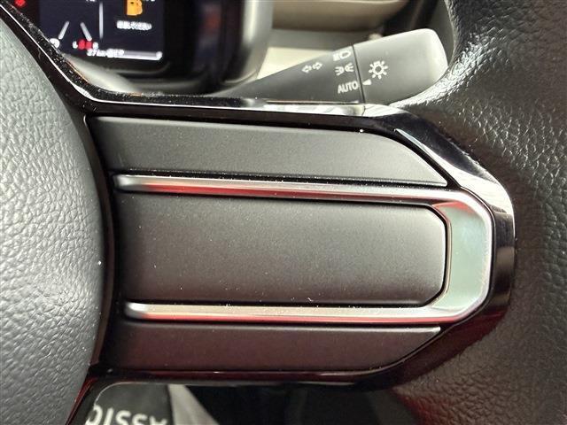 ★キズやへこみもお任せ★　当社のスタートは鈑金工場から、自社鈑金工場で代車も多数保有しており、お困りの際はぜひご相談下さい！！