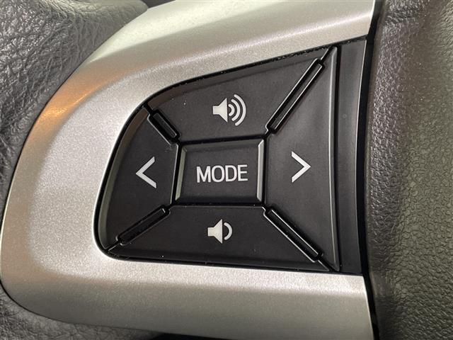 全国から厳選されたお車を展示しております。ご希望の在庫を店頭で検索することも可能ですので、お気軽にご相談ください！