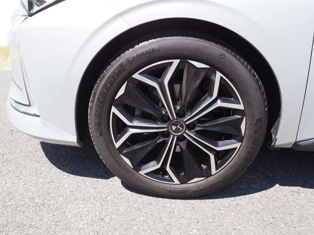 ミシュラン社製、eプライマシー205/55R18インチ