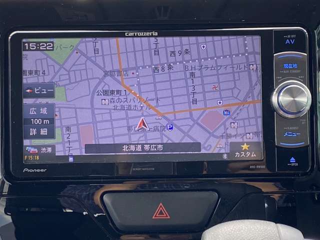 当店では各メーカーの新車・中古車販売はもちろん、車買取、各種整備・板金、車検、カー用品・タイヤ販売、自動車保険の取り扱いなど車に関するありとあらゆる面でお客さまをサポートいたします！