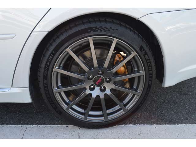 ブレンボキャリパー装着