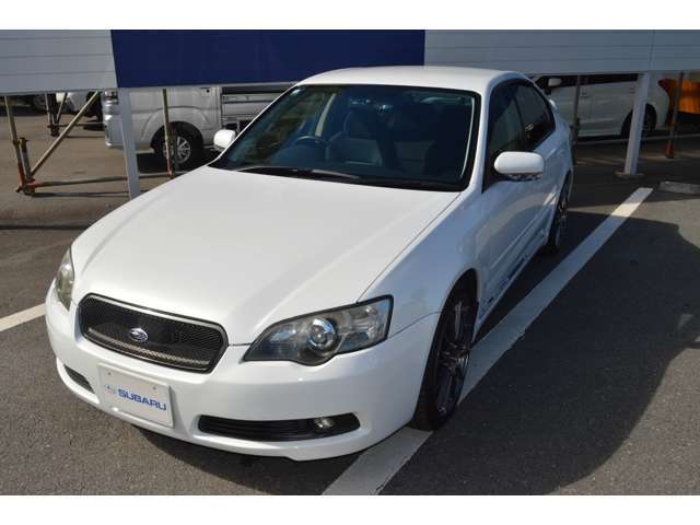 スバルショップ佐和と申します。車検整備からお車の修理の相談、新車購入・中古車購入・各種保険サービスから鈑金修理まで、お車のことならどんなことでもお気軽にご相談ください。