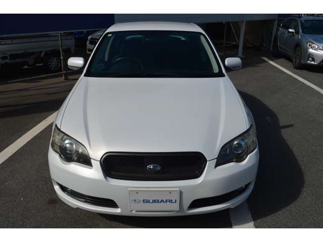 全車徹底したクリーニングを実施しております。中古車と言えどもお客に気持ち良く乗って頂けるように日々精進いたします。