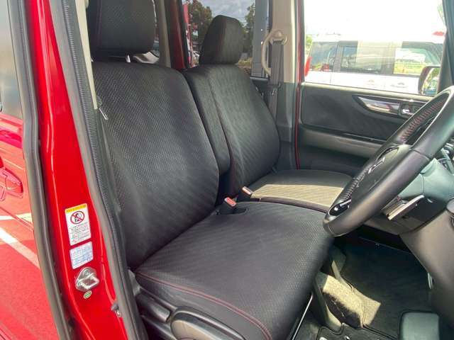 【室内】納車前にはルームクリーニングを行います！家族が使う車の様に、丁寧に清掃していきます！