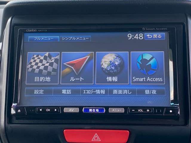 【ナビゲーション】メモリーナビ・フルセグTV・CD/DVD再生・Bluetooth対応でスマホの音楽が車内で聞けます♪別途8，000円で、走行中にもTVが映るようになり、ナビの操作も出来ますヨ♪