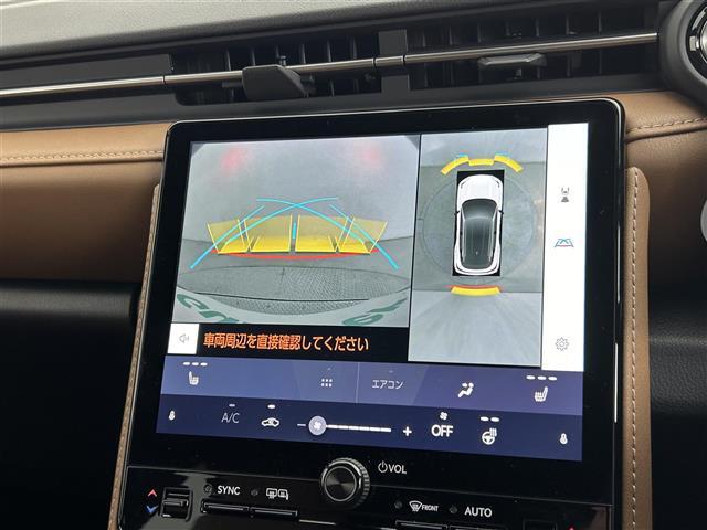 【　全方位カメラ　】上から見下ろしたように駐車が可能です。安心して縦列駐車も可能です♪