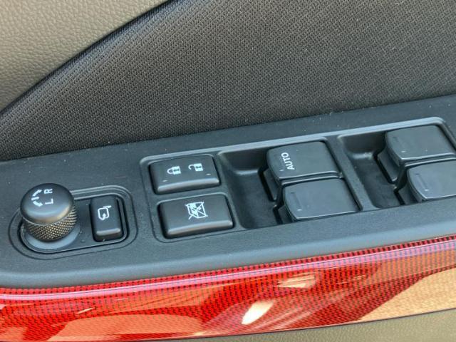 こちらのお車はいかがでしょうか？少しでも気になっていただけましたら是非お問い合わせください！さらにお車の詳細をお送りいたします！