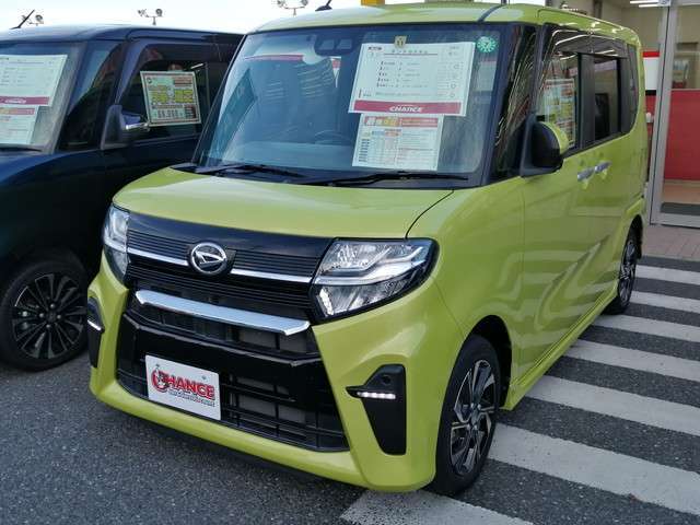魅力的な車を多数展示してあります。是非、ご来店してください。