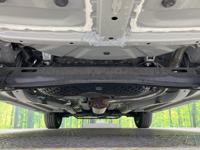 下回りがきれいなうちに、防錆加工の施工がオススメ。降雪地域はもちろん、沿岸部にお住いの方や、趣味でマリン・ウィンタースポーツをされる方にご好評いただいております。