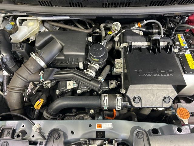 親切・丁寧な専門メカニックスタッフが応対！・車検・点検整備・事故等の修理などアフターサービスも安心。お車のカスタマイズもネクステージのサービススタッフまでご相談ください！