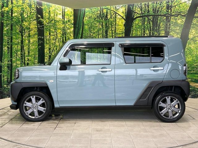 大好評のボディコーティング「弾スプラッシュコート」もご納車までに施工可能。通常のガラスコートと異なる、耐久年数6年の無機質ガラスコーティングが、ボディをキレイな状態に保ってくれます。