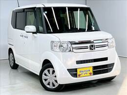2017年式ホンダN-BOX＋G・ターボLパッケージの車いす仕様車です。福祉用途に配慮した軽自動車で、色はプレミアムホワイトパールII。走行9.9万kmで車検は2026年2月までとなっています。