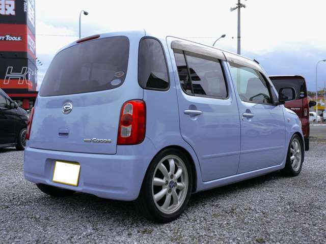 車高調ローダウン。ミニライトホイール装着です。