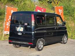 最近のお車は10万キロ超えても問題なく走行できます。整備もきちんとしておりますので、ご安心ください！