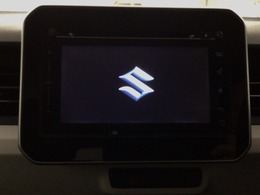 【オーディオ機能】ナビに一体のオーディオは、フルセグTVの他にCDプレーヤーを装備♪もちろんFM/AMラジオもお聞きいただけますよ♪