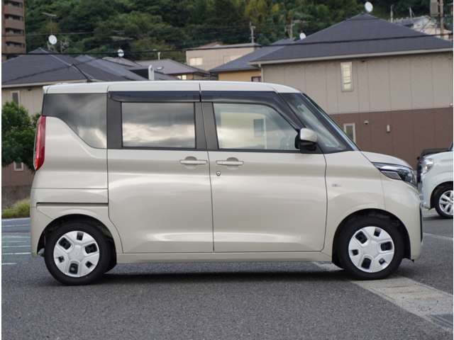 【KMGホールディングスとは】西日本で約80店舗を運営しています☆70年以上自動車を販売してきたノウハウでお客さまの車選びを大切にサポートさせていただきます☆是非質の高い接客を体験してみてくださいね☆