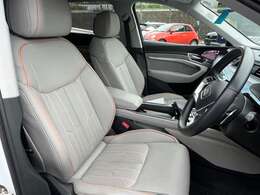 オンライン（ZoomやGoogleMeet）にてお車のご案内も可能です！”エンジンをかけてほしい！”や”車両状態の詳細を知りたい”など何でもお申し付けください！