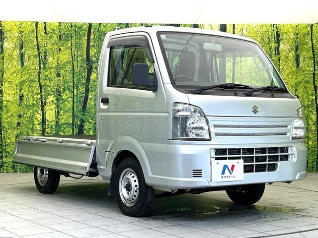 大好評のボディコーティング「弾スプラッシュコート」もご納車までに施工可能。通常のガラスコートと異なる、耐久年数6年の無機質ガラスコーティングが、ボディをキレイな状態に保ってくれます。