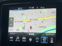 ●純正ナビ:一体感のあるナビは、高級感ある車内を演出してくれます。オーディオ機能も充実しておりますので、運転もより楽しめます♪