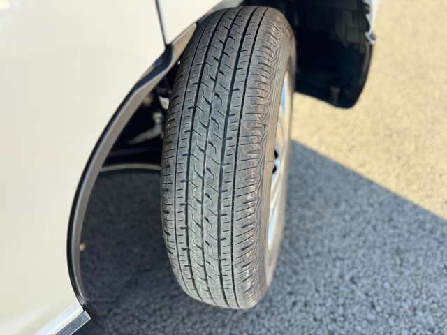 販売部門では月100台お任せいただき、車検部門では月に500台お任せ頂いております！豊富な販売や車検の実績を積んだスタッフが対応をさせて頂きますのでご安心してご来店くださいませ！※2023年実績