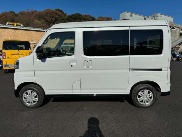 ☆自動車保険☆　保険も取り扱っておりますので、当社にて一括でお車の手続きができます！是非お任せ下さい！ 社員の9割が保険販売の資格取得者なので来店いただけた際はお気軽にお声がけくださいませ！