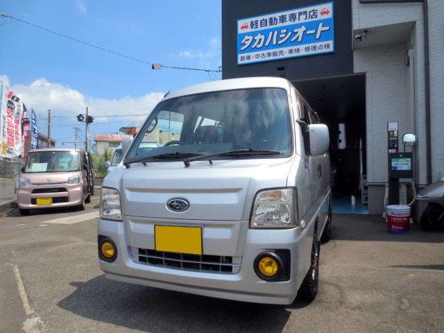 ★5速MTとパートタイム4駆で低燃費★4気筒とスーパーチャージャーでパワフル