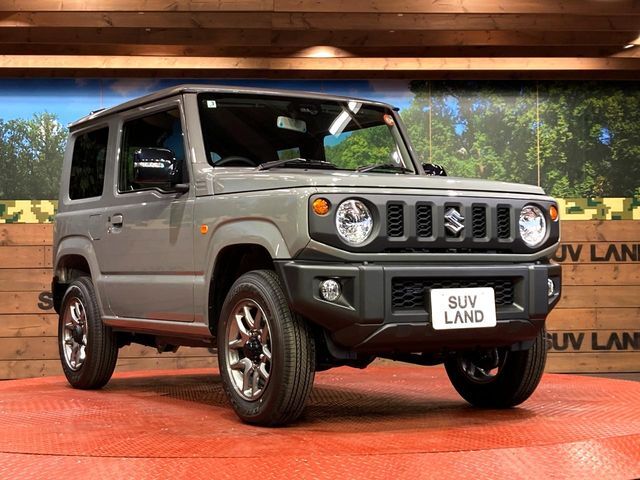 大好評のボディコーティング「弾スプラッシュコート」もご納車までに施工可能。通常のガラスコートと異なる、耐久年数6年の無機質ガラスコーティングが、ボディをキレイな状態に保ってくれます。