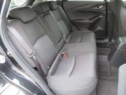 G-ベクタリングコントロール（GVC）により、ドライバーのハンドル操作を検知し瞬時に、その時の動作に合わせてエンジントルクをコントロールします。特に後部座席では、揺れが少なく感じられます。