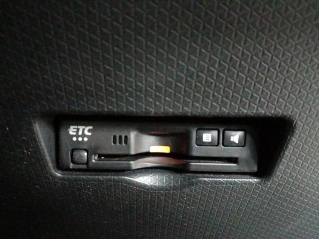 お車に合わせて無料保証以外にも、保証範囲、期間、距離を拡充させた有料保証もご用意しております！中古車の購入が初めてで不安・・・というお客様もご安心ください！