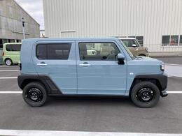 静岡ダイハツの中古車は、展示前に徹底した洗車や室内清掃を実施しております。