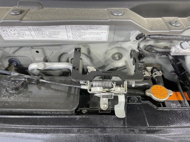 親切・丁寧な専門メカニックスタッフが応対！・車検・点検整備・事故等の修理などアフターサービスも安心。お車のカスタマイズもネクステージのサービススタッフまでご相談ください！