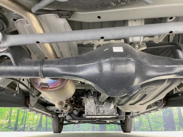 下回りがきれいなうちに、防錆加工の施工がオススメ。降雪地域はもちろん、沿岸部にお住いの方や、趣味でマリン・ウィンタースポーツをされる方にご好評いただいております。